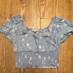 blue floral print crop top by pacsun